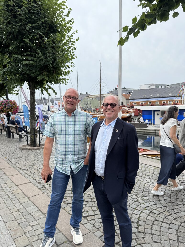 Bilde av Torkill Bjørnson og Rune Hellingstud