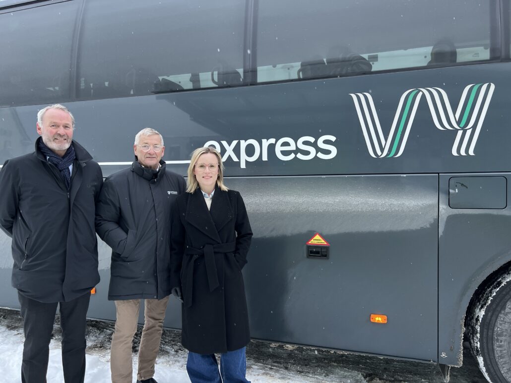 Bilde av ordfører, fylkesordfører og leder av KTP